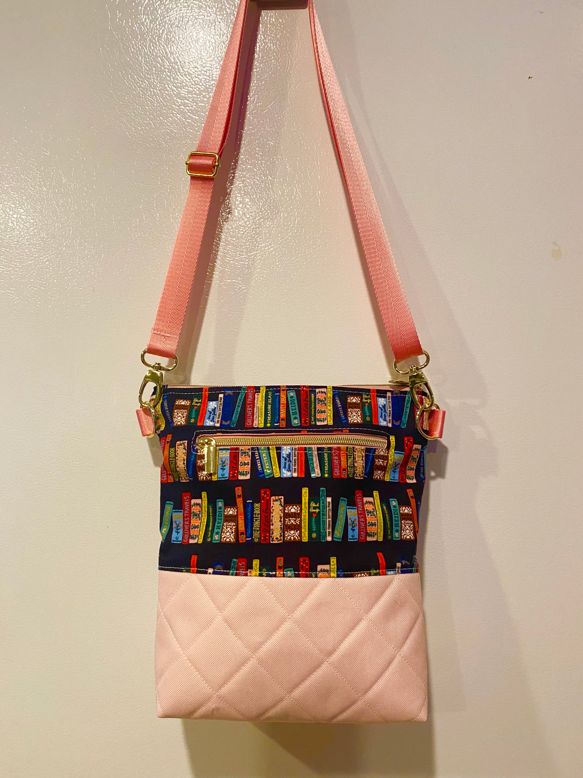 The Bookish Chapters Collection Cross Body Bag Navy/Pink