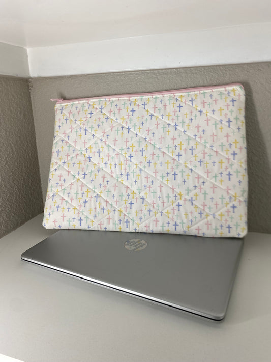 Pastel Crosses Laptop sleeve