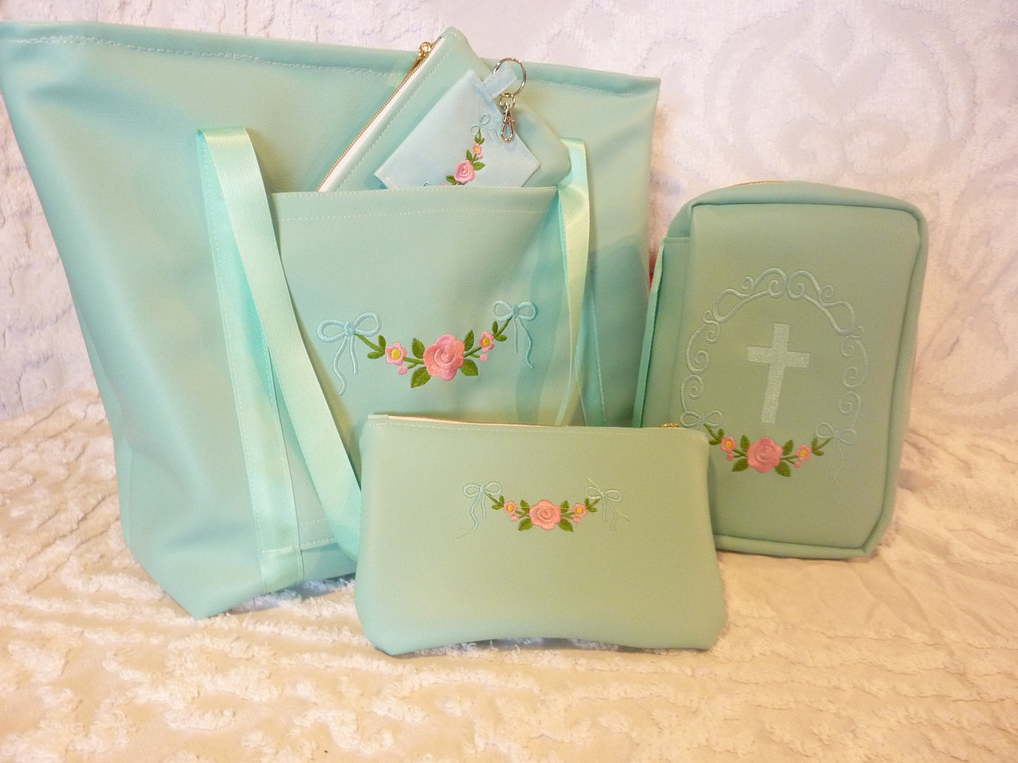 Quiet Faith Bible Organizer - Still Waters